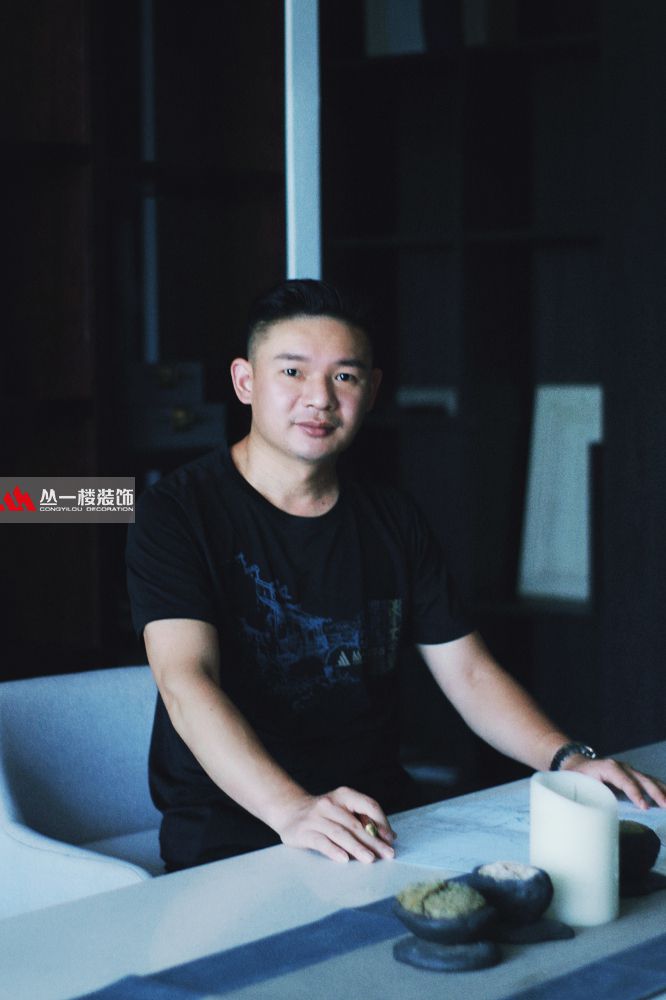 肖易明